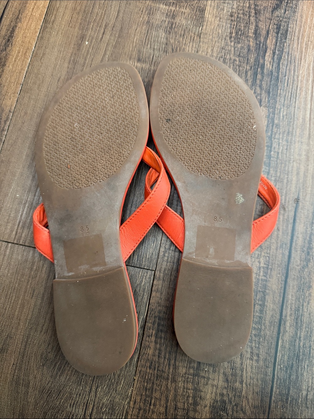Tory Burch Orange Leather Logo Thong Sandals - Picture 5 of 15